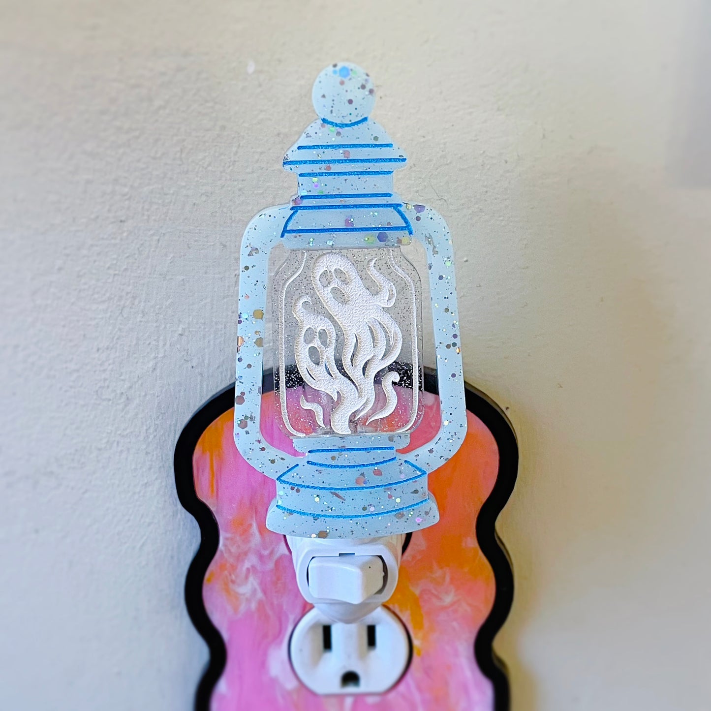 Ghouls Garden Lantern Of Souls Night Light // Manual & Automatic Options Available!