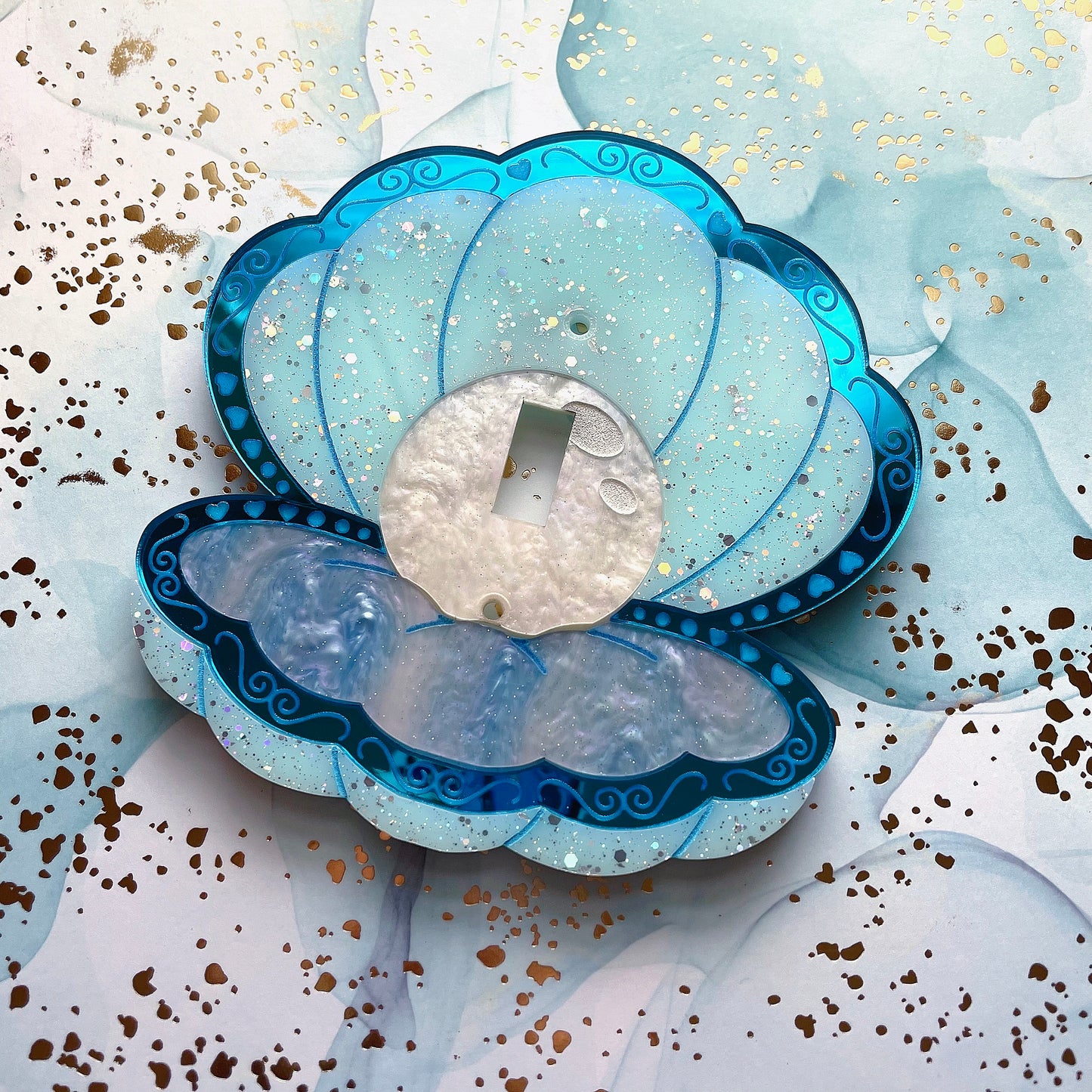 Clamshell Light Switch Cover