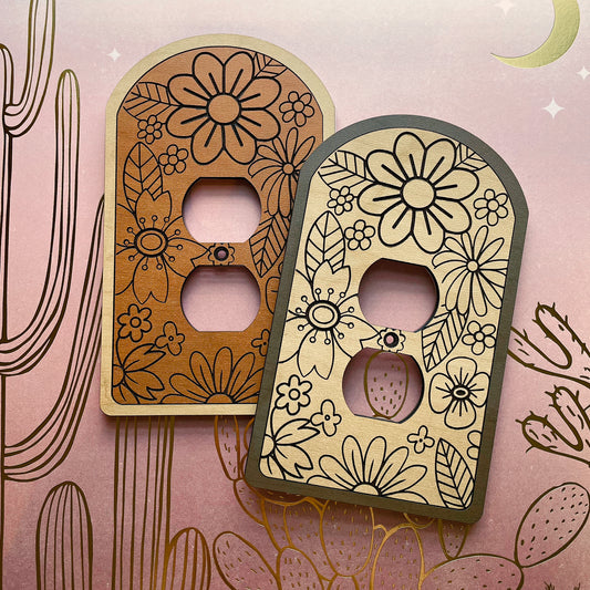 Grandmas Floral Cabin Outlet Cover