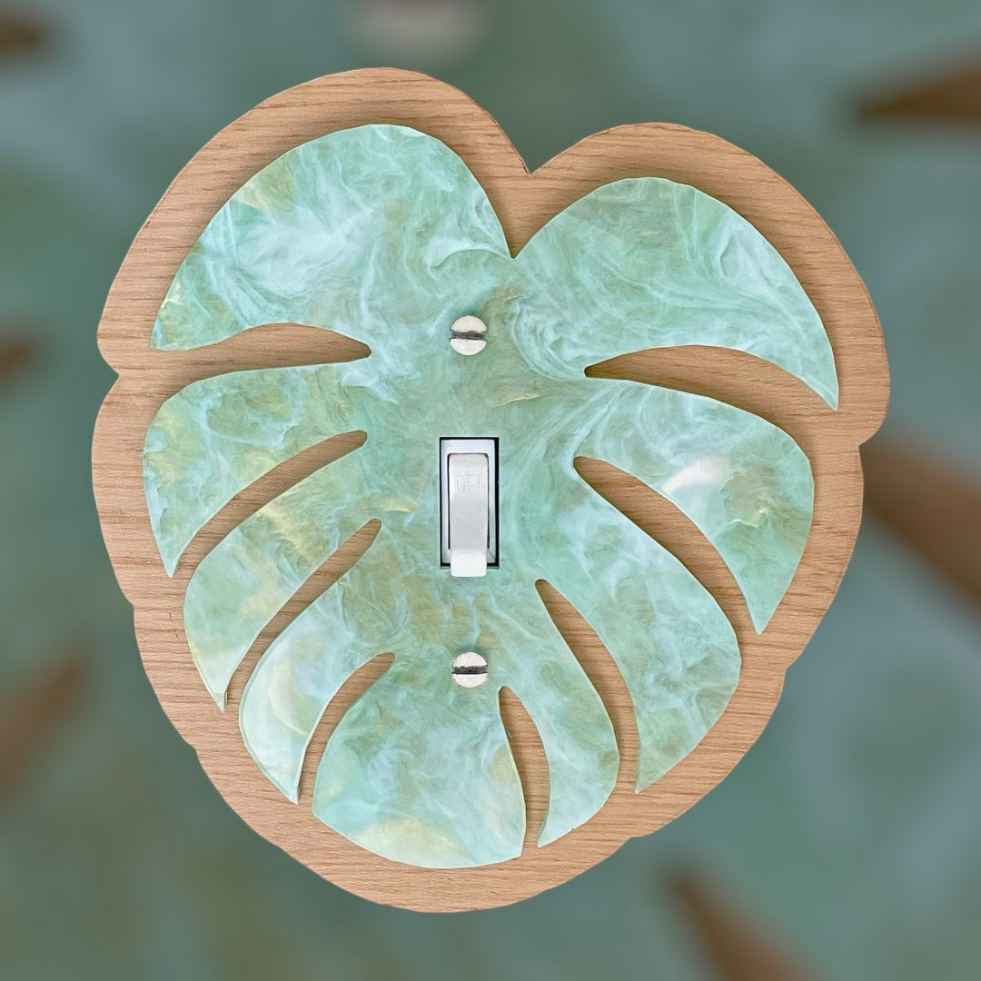 Au Naturale Monstera Leaf Light Switch Cover // 2 Colorways!